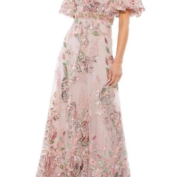 Elegant Floral Pink Dress - Picture 1 of 5